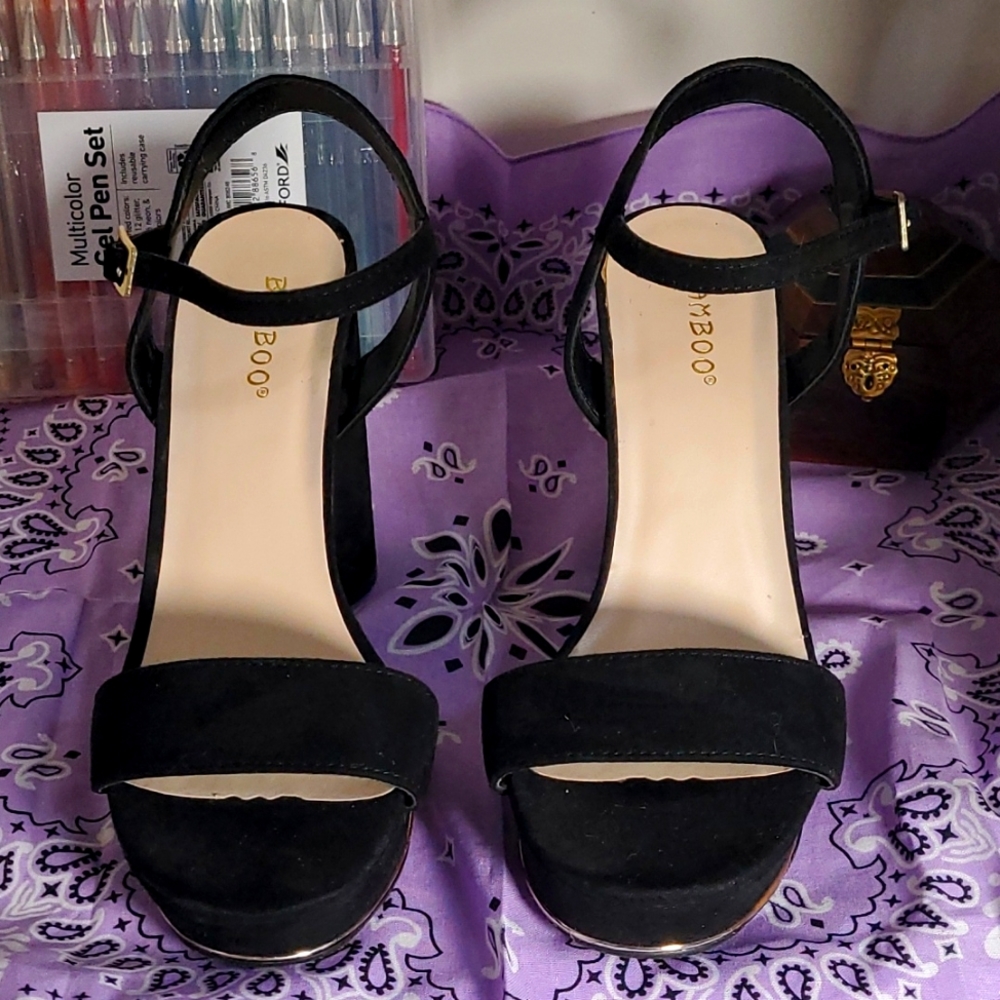 Anklet heels